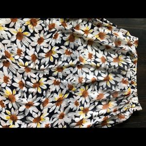 Moa Moa floor length skirt - medium, white/black/yellow, 14” liner inside